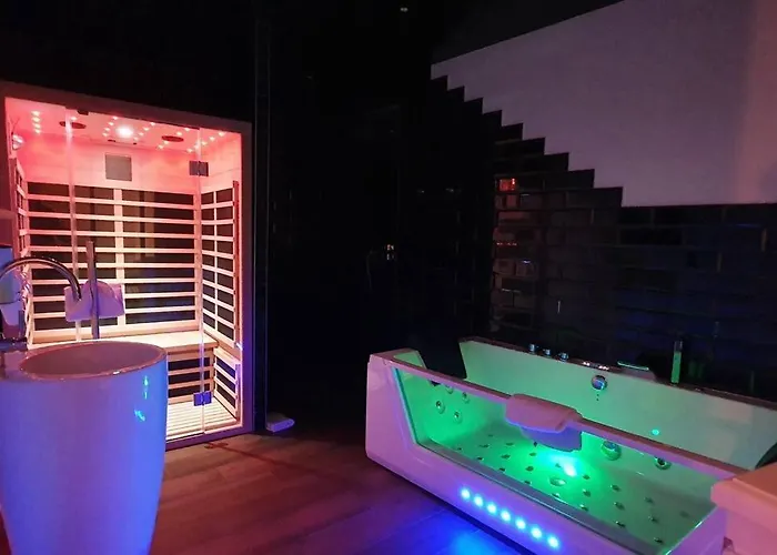 Bayeuzen - Le Baldaquin - Nuitee Avec Privatif *