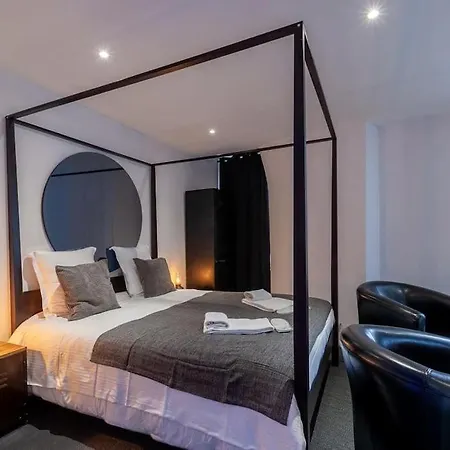 Bayeuzen - Le Baldaquin - Nuitee Avec Privatif * באיו