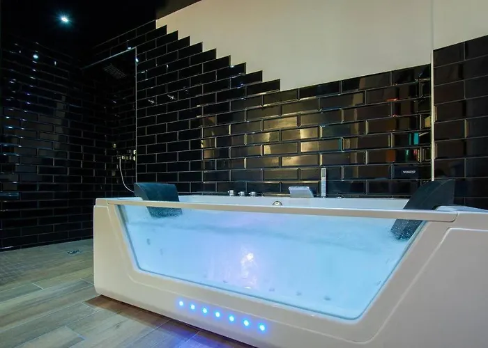 Bayeuzen - Le Baldaquin - Nuitee Avec Privatif Apartment Bayeux